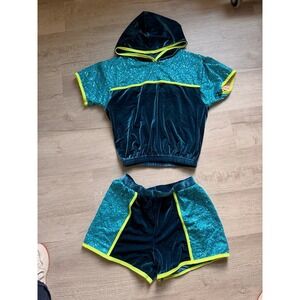 A‎ WISH COME TRUE two piece  MA women's dance hip hop it's tricky costume